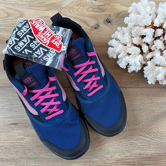 🌴🔆VANS- ALL WEATHER HIKING BIKING SNOW 🔆🌴 - Picture 9 of 12